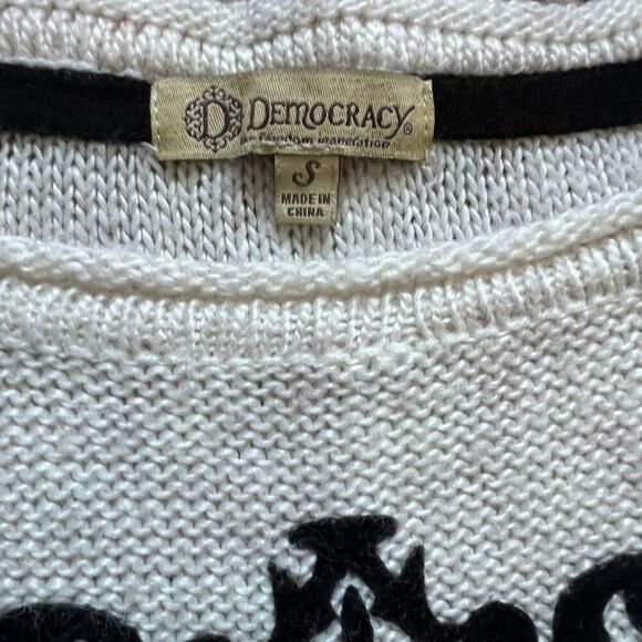 Democracy Sweater Cream Velvet Design Long Sleeve Wool Blend Drop Tail Hem Sz S - Picture 4 of 9